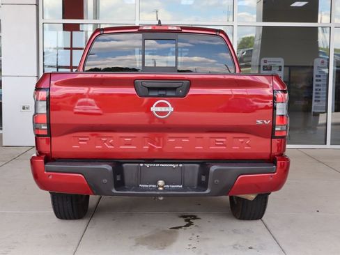 Used 2022 Nissan Frontier SV w/ Technology Package RWD image 7
