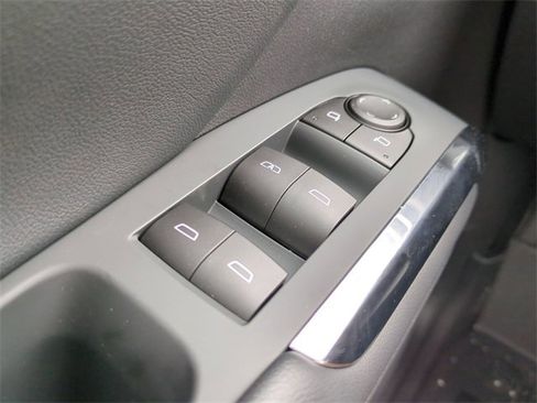 New 2026 Chevrolet Traverse Z71 w/ Driver Confidence Package image 25