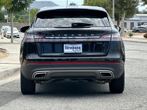 Used 2022 Lincoln Nautilus Reserve w/ Luxury Package FWD image 5