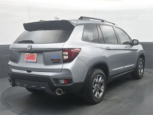 Certified 2023 Honda Passport TrailSport image 7