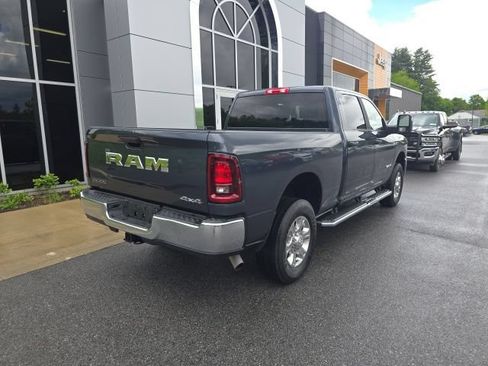Certified 2025 RAM 2500 Big Horn AWD/4WD image 7