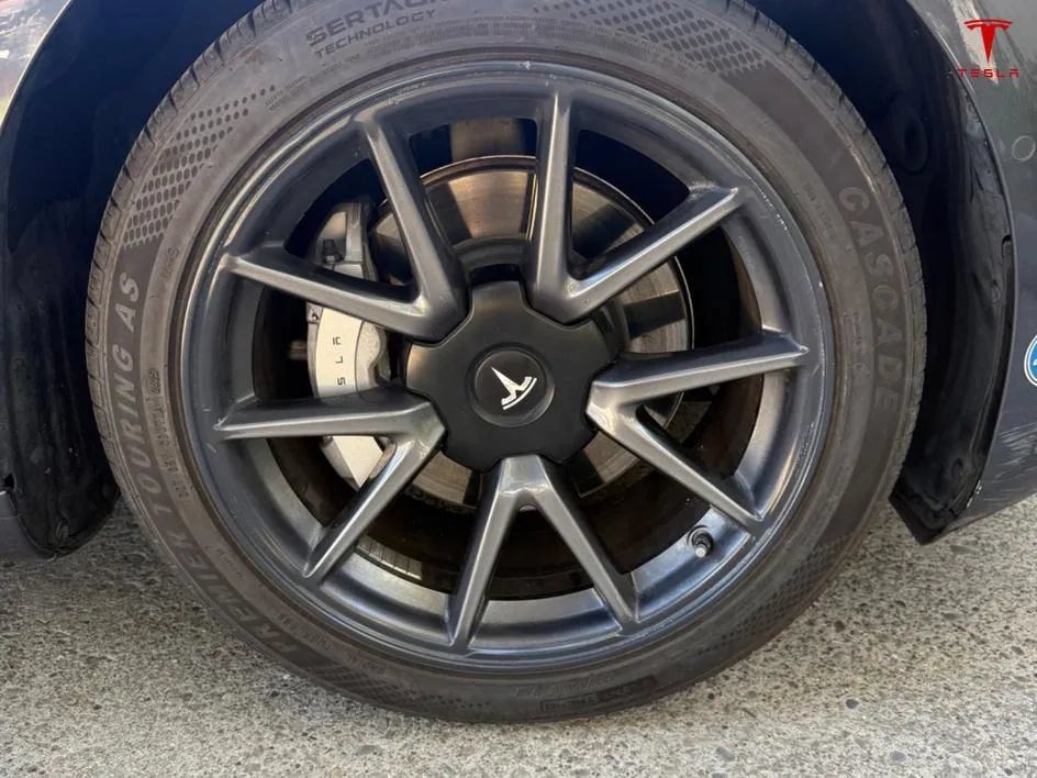 Used 2023 Tesla Model 3 Standard Range RWD image 30