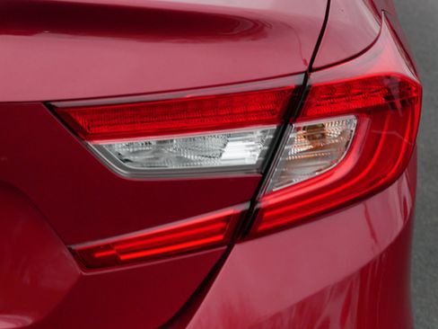 Used 2020 Honda Accord EX-L image 17