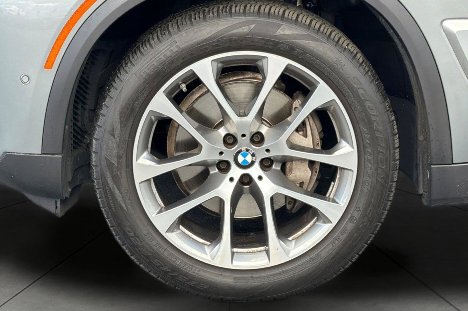 Used 2025 BMW X5 xDrive40i AWD/4WD image 26