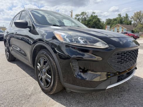 Used 2020 Ford Escape S FWD image 4