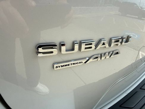 Used 2023 Subaru Forester Premium AWD/4WD image 9