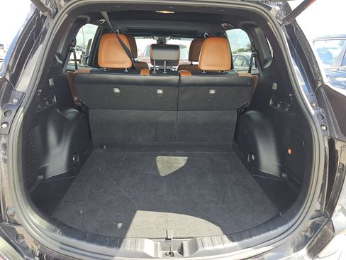 Used 2016 Toyota RAV4 SE w/ Advanced Technology Package FWD image 7
