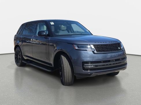 New 2026 Land Rover Range Rover Long Wheelbase SE image 3