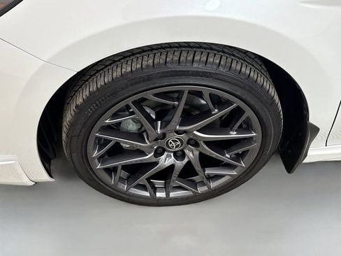 Used 2025 Toyota Camry XSE image 32