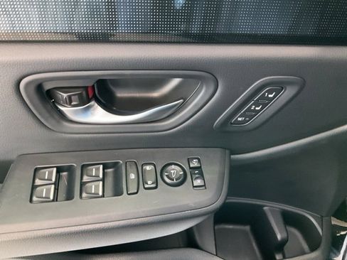 Certified 2025 Honda Pilot Black Edition image 6