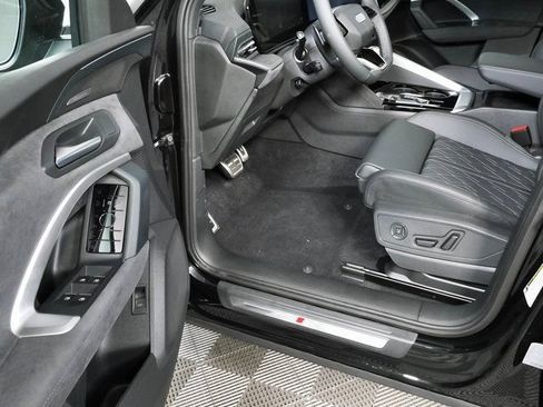 New 2026 Audi SQ5 Premium Plus AWD/4WD image 8