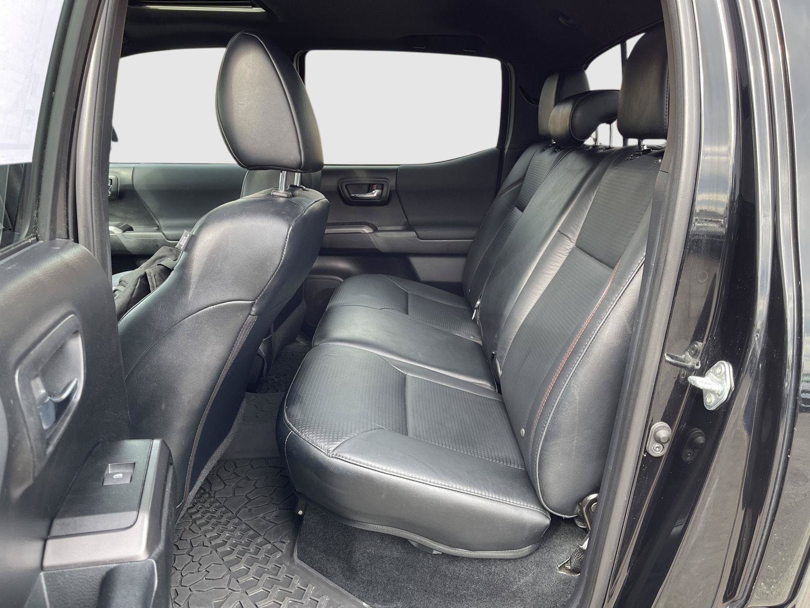Used 2021 Toyota Tacoma TRD Pro AWD/4WD image 16