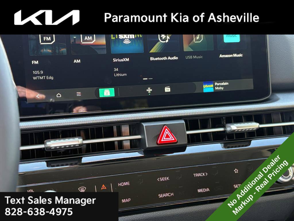 New 2027 Kia Sportage LX FWD image 11