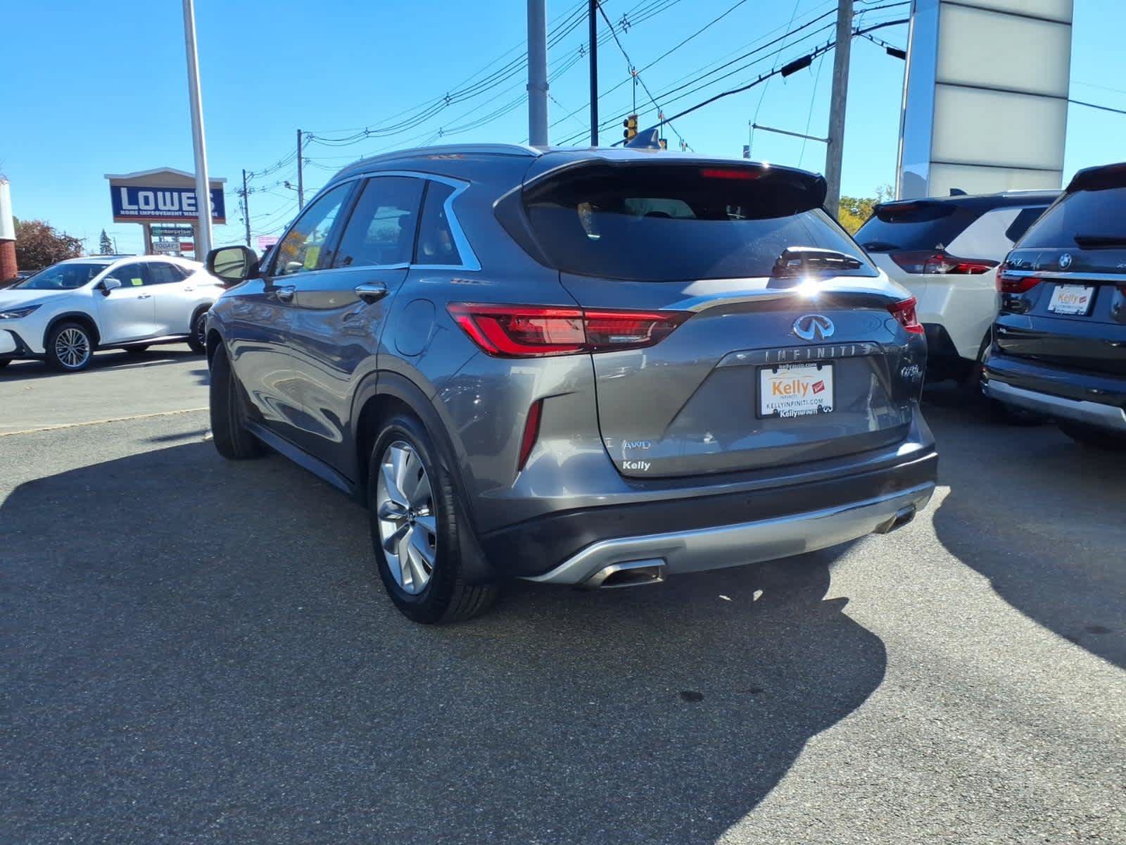 Used 2021 INFINITI QX50 Luxe w/ Cargo Package AWD/4WD image 7