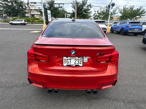 Used 2018 BMW M3 image 3