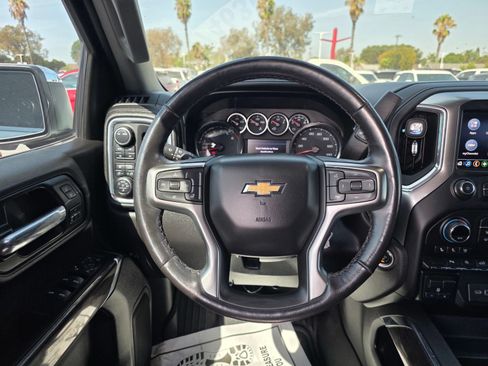 Used 2021 Chevrolet Silverado 1500 LTZ w/ Z71 Off-Road Package AWD/4WD image 19
