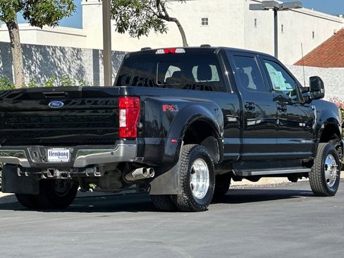 Used 2022 Ford F350 Lariat w/ Lariat Ultimate Package image 4