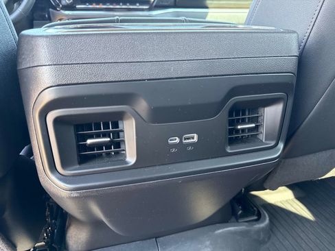 Used 2024 Chevrolet Silverado 1500 LT Trail Boss w/ LT Trail Boss Premium Package image 15