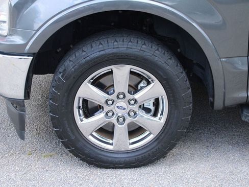 Used 2018 Ford F150 Lariat RWD image 36