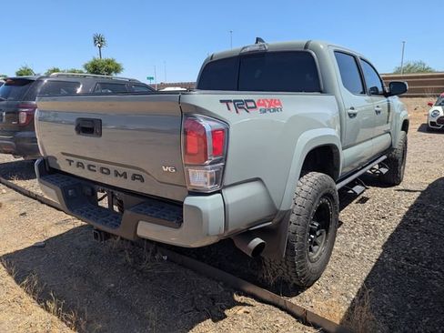 Used 2023 Toyota Tacoma TRD Sport image 5