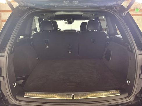 Used 2024 Jeep Grand Cherokee Summit AWD/4WD image 17
