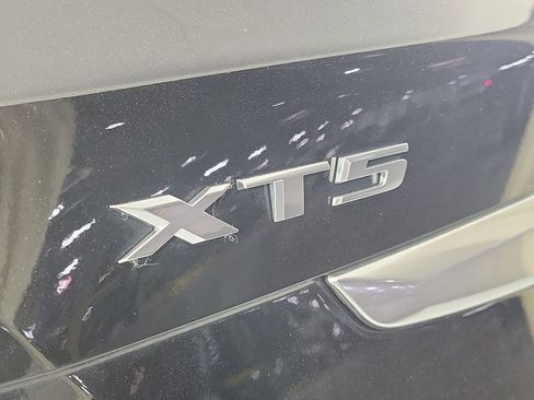 Certified 2023 Cadillac XT5 Premium Luxury AWD/4WD image 7
