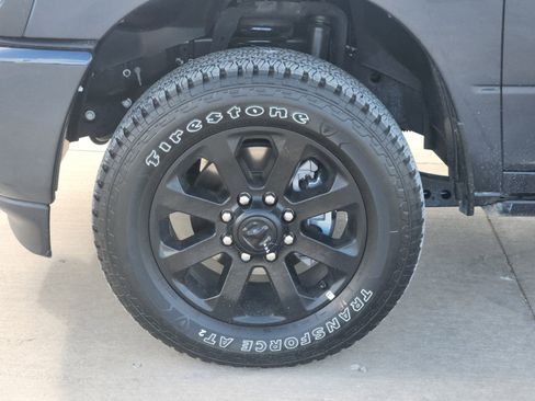 New 2025 RAM 2500 Laramie AWD/4WD image 11