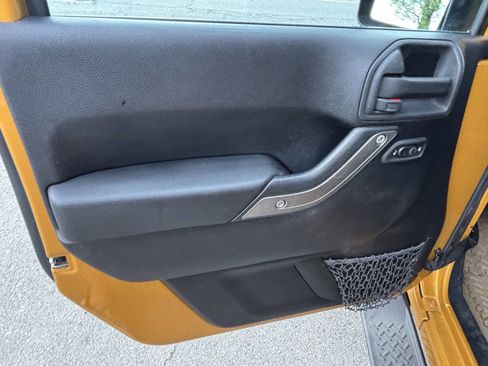 Used 2014 Jeep Wrangler Unlimited Sport w/ Quick Order Package 24S image 11