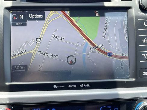 Used 2017 Toyota Highlander XLE FWD image 20