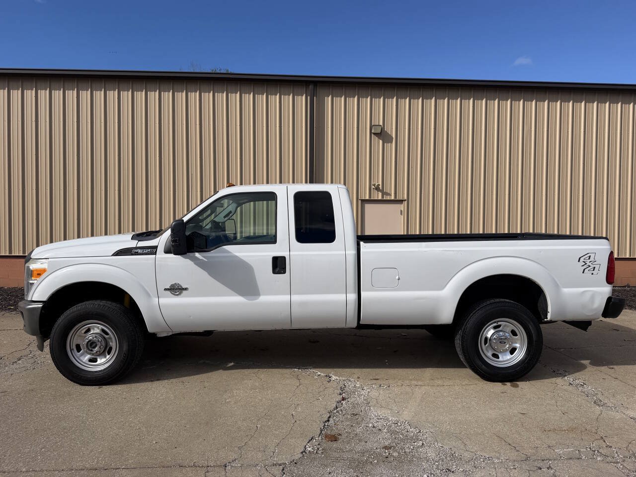 Used 2012 Ford F350 XL w/ Skid Plate Pkg AWD/4WD image 5