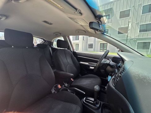 Used 2009 Hyundai Accent GS w/ Popular Equipment Pkg 2 FWD image 33
