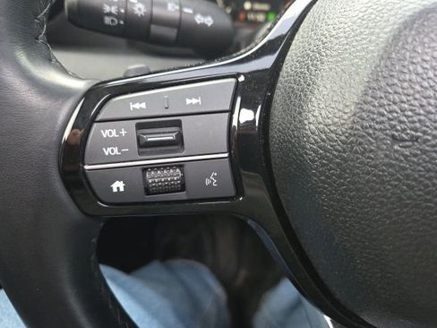 Used 2025 Honda Pilot Touring image 38