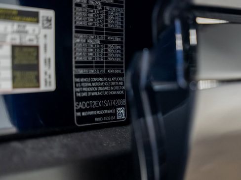 Used 2025 Jaguar F-PACE R-Dynamic S image 65