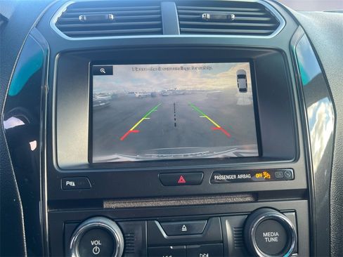 Used 2016 Ford Explorer XLT w/ Equipment Group 202A image 14