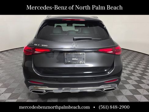 New 2026 Mercedes-Benz GLC 300 image 5