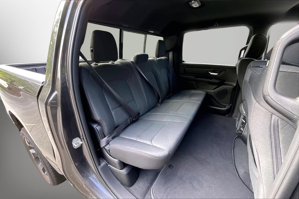 New 2026 RAM 1500 Express AWD/4WD image 19