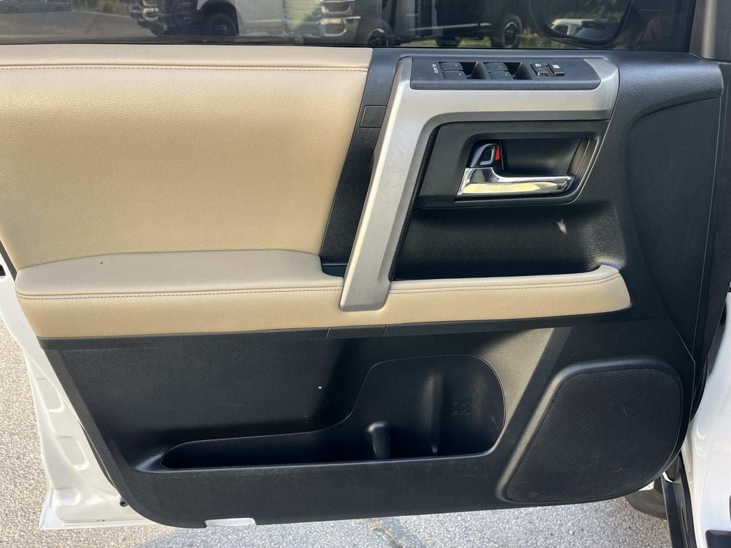 Used 2015 Toyota 4Runner SR5 RWD image 25