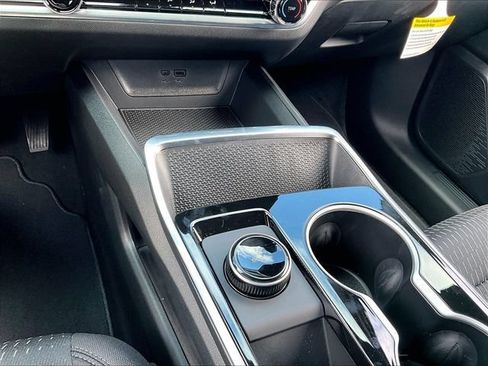 New 2027 Chevrolet Equinox LT AWD/4WD image 23