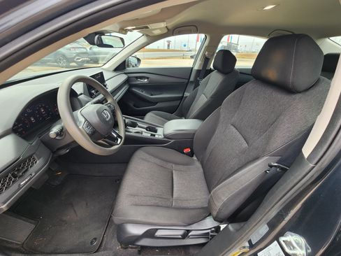 Used 2023 Honda Accord LX image 16
