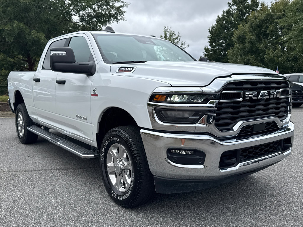 Used 2025 RAM 2500 Big Horn AWD/4WD image 4