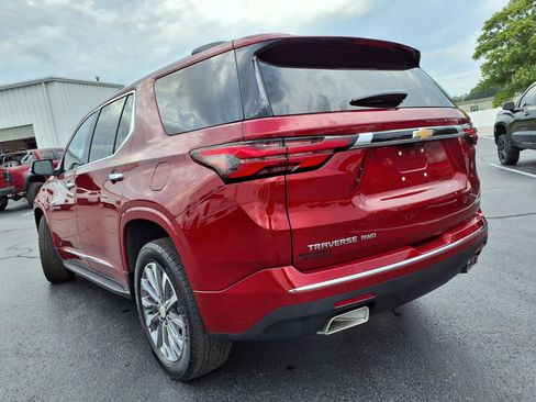 Used 2023 Chevrolet Traverse Premier AWD/4WD image 35