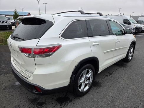 Used 2016 Toyota Highlander Limited Platinum image 16