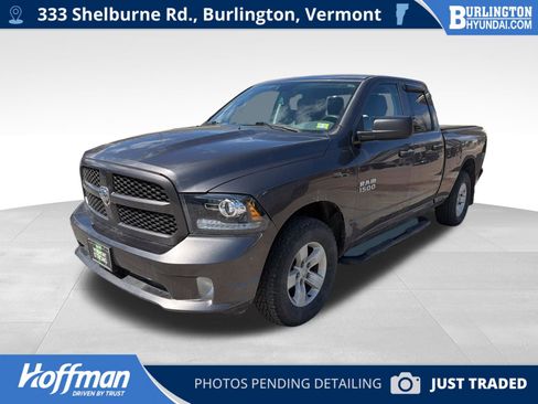 Used 2017 RAM 1500 Express image 1