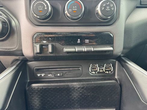 Used 2019 RAM 1500 Big Horn RWD image 19
