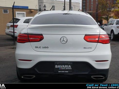 Used 2019 Mercedes-Benz GLC 300 GLC 300 4MATIC Coupe image 6