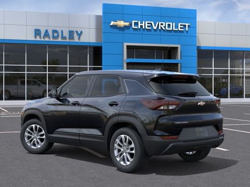 New 2026 Chevrolet TrailBlazer LS FWD image 3