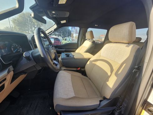 Used 2021 Ford F150 XLT w/ Equipment Group 302A High image 8