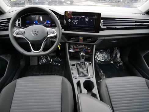 New 2025 Volkswagen Jetta S image 6