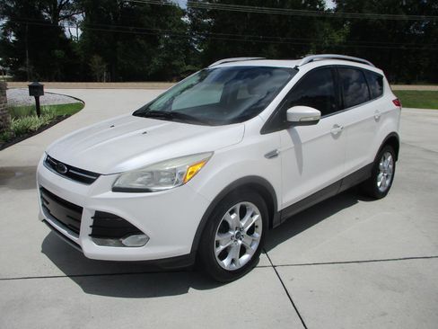 Used 2014 Ford Escape Titanium FWD image 29