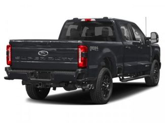 Used 2024 Ford F250 XLT w/ Black Appearance Package AWD/4WD video 2